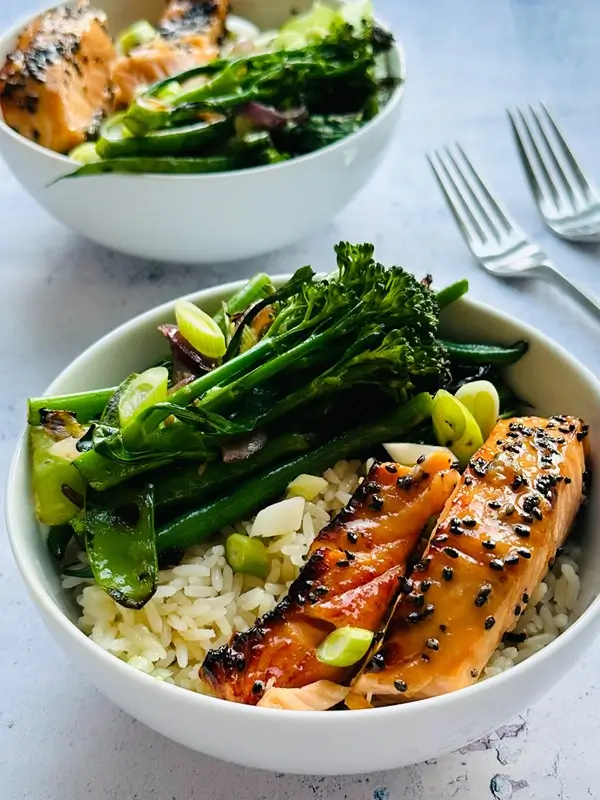 Air Fryer Teriyaki Salmon Bowls