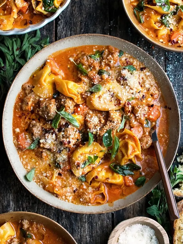 Cheesy Tortellini with Marinara