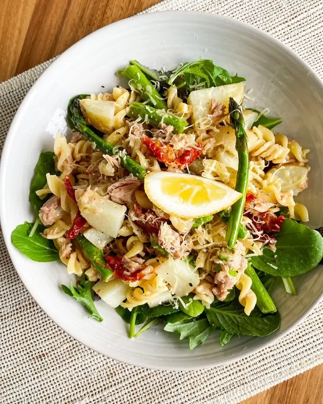 Mediterranean Tuna Pasta