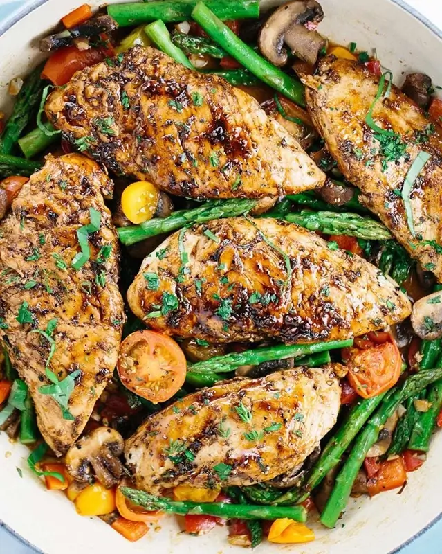 Sheet Pan Balsamic Glazed Chicken and Vegetables