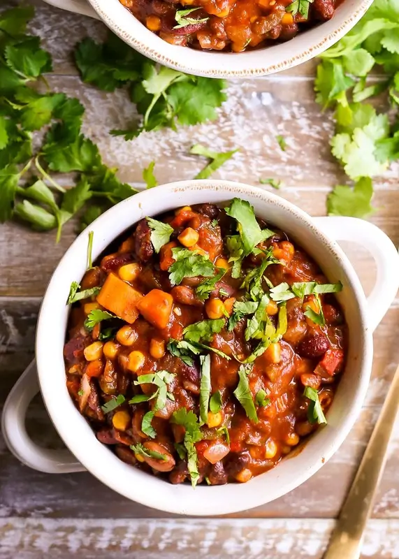 Slow Cooker Pumpkin Apple Chili