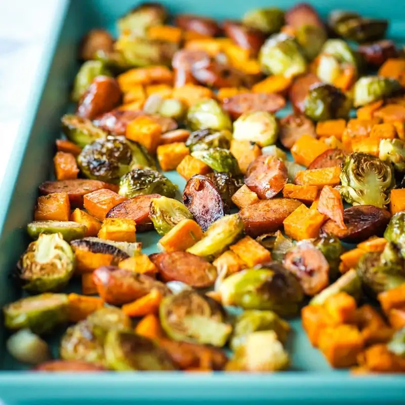Sheet pan dinner ideas with chicken and vegetables