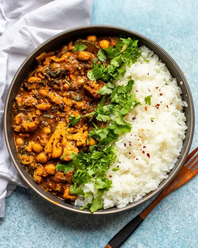 Spicy Chickpea and Rice Bowl