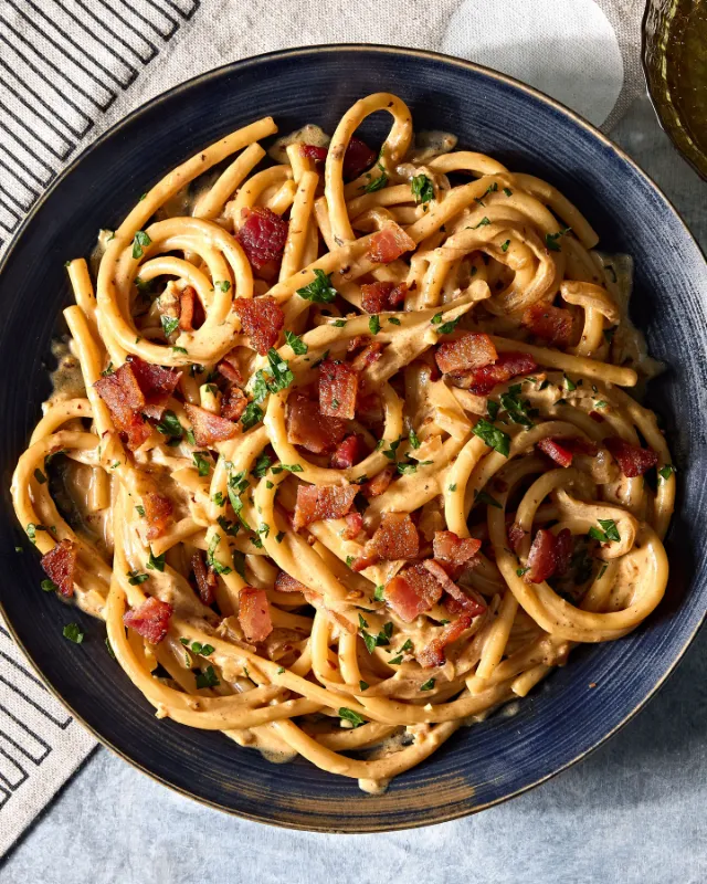Bacon and Caramelized Onion Pasta