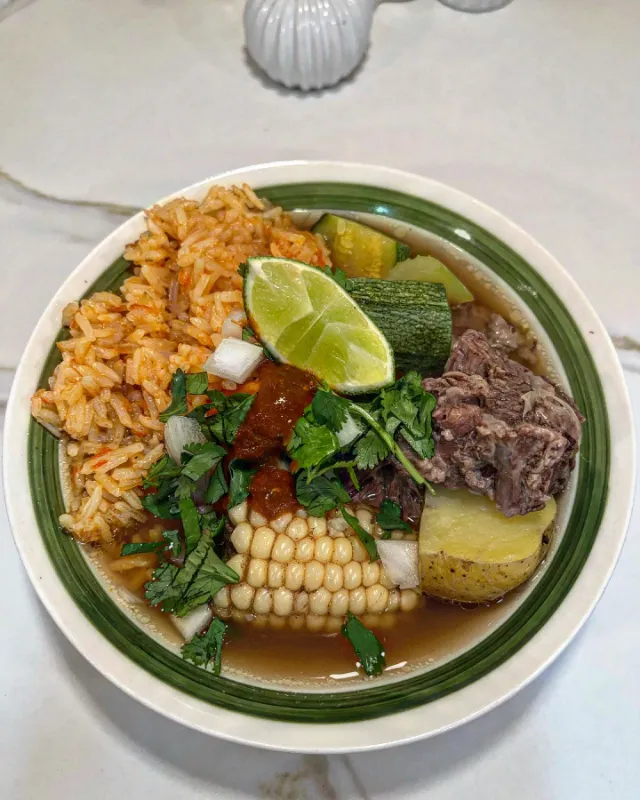 Caldo de Res
