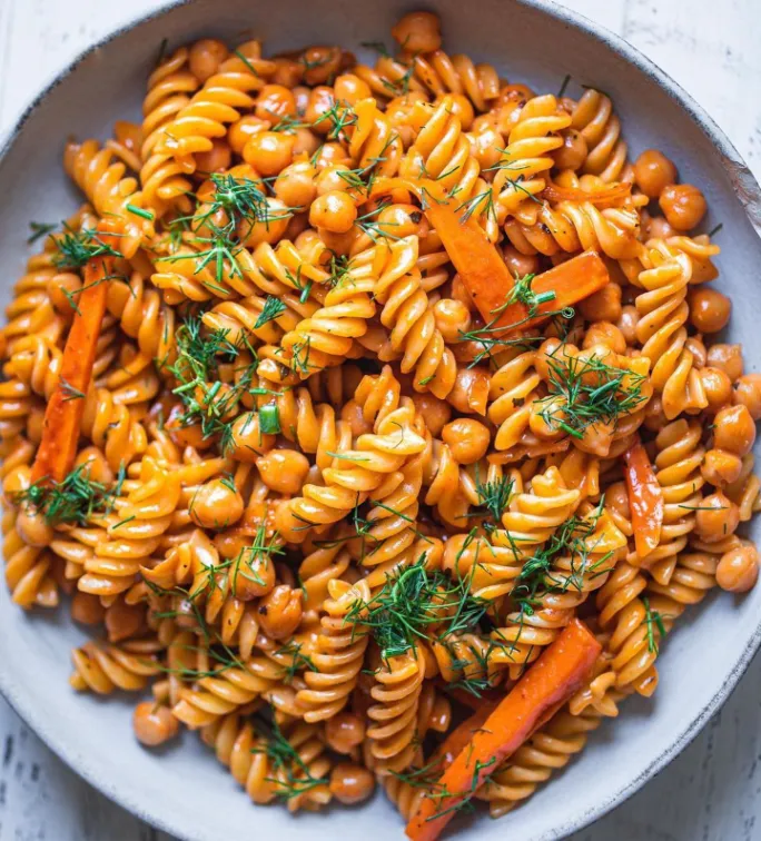 Chickpea Pasta with Garlic