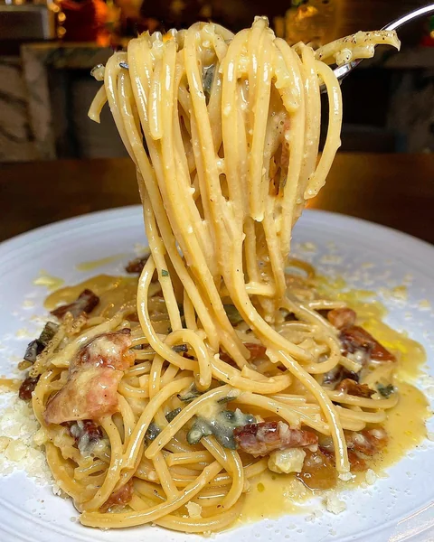 Creamy Carbonara Creamy Carbonara