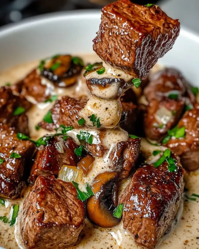 Creamy Mushroom and Beef Stroganoff Stew