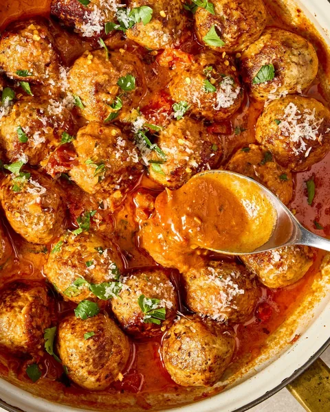 Meatballs in Marinara