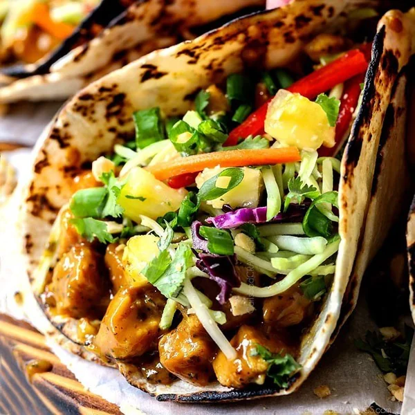 Thai Peanut Chicken Tacos