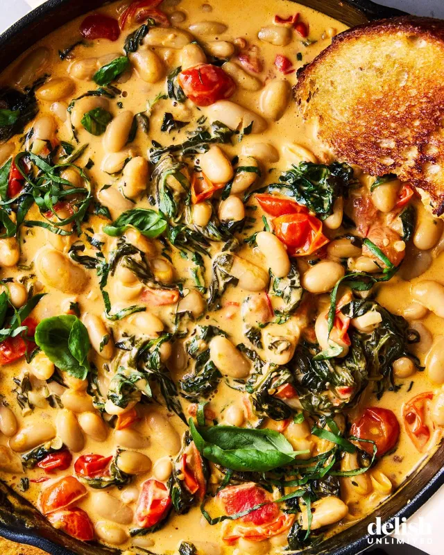 Tuscan White Bean Skillet